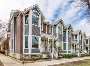 1001 W Grace St #1001, Chicago, IL 60613