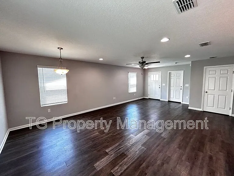 5229 Walkers Ridge Dr — Photo 7