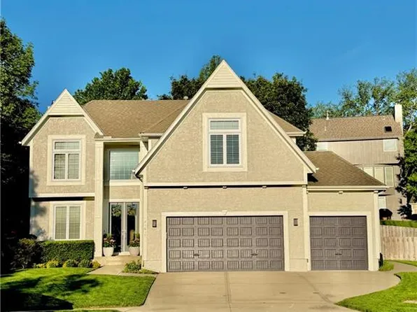 21617 W 97th Ter, Lenexa, KS 66220