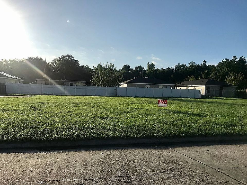 1st image of 9311001 Bennett St