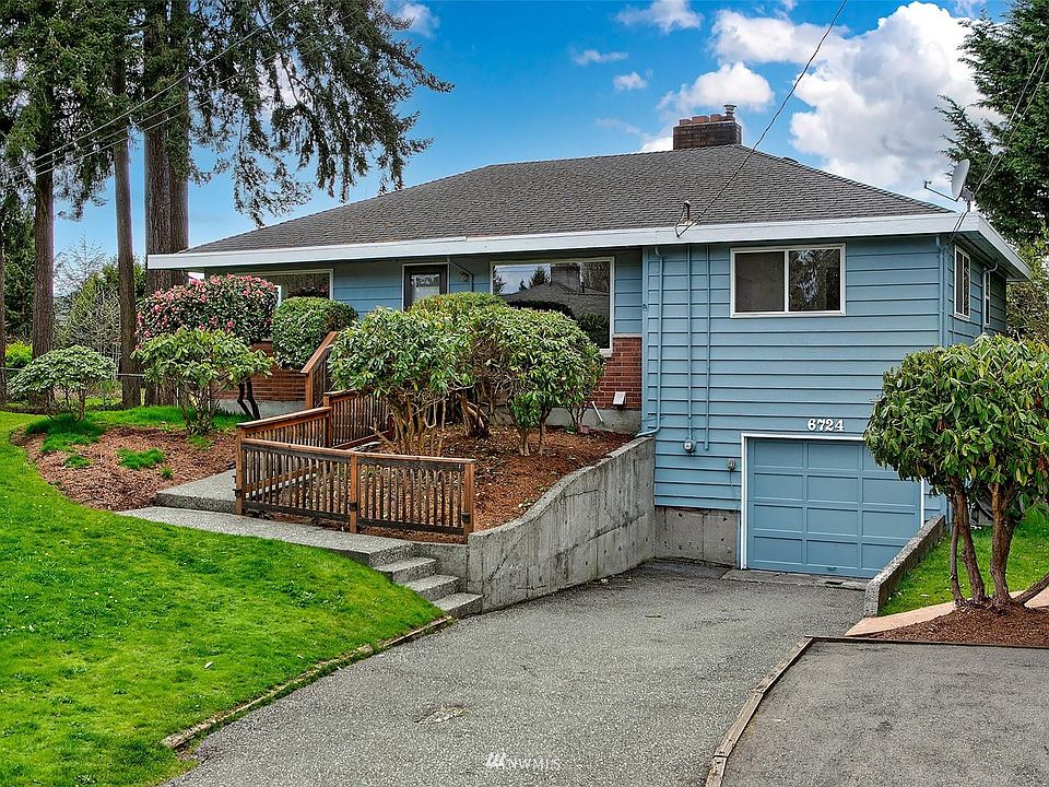 1st image of 6724 183rd St SW