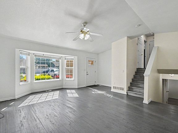 5th image of 405 N 30th Ave