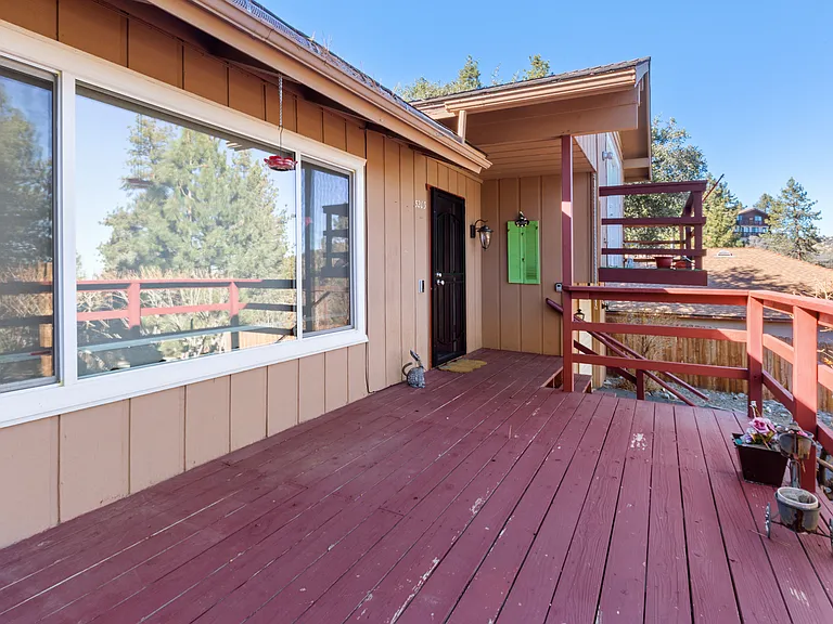 5203 Desert View Dr — Photo 22