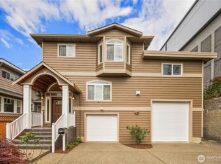 936 N 93rd St, Seattle, WA 98103