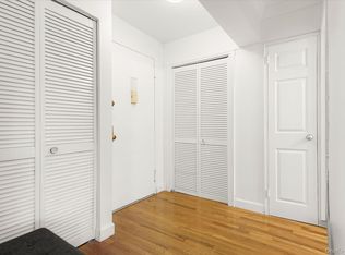 6515 Alderton St, Rego Park, NY