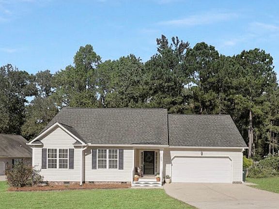 2nd image of 88 Hickory Nut Dr