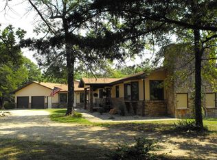 902 Buffalo Valley Ln, Gerald, MO 63037