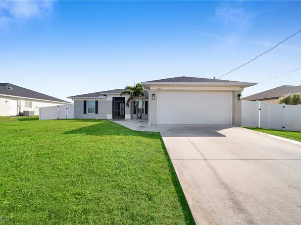 2121 NW 22nd Ave, Cape Coral, FL 33993