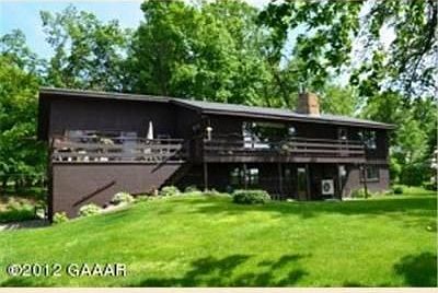 1st image of 18555 Park Ln
