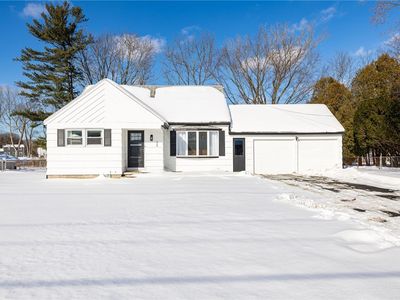 928 Plank Rd, Penfield, NY, 14526