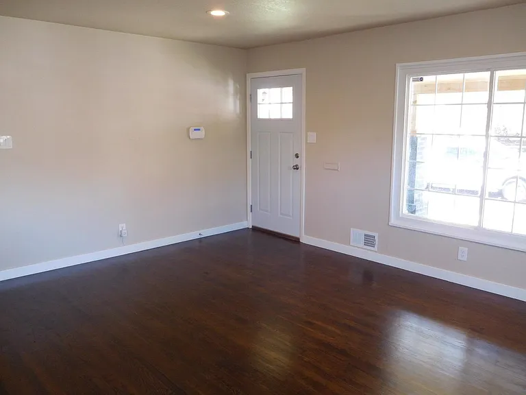 1399 Scranton St — Photo 2