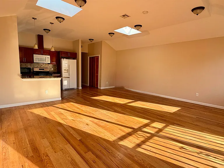 54 Terrace Ave — Photo 1