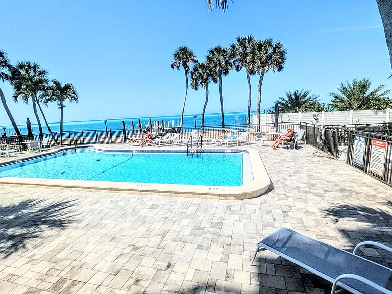 4822 Ocean Blvd #5F — Photo 30