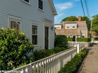 44 & 44B Pine St, Nantucket, MA 02554