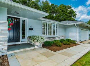 30 Lynnwood Dr, Longmeadow, MA 01106