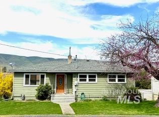 647 18th Ave, Lewiston, ID 83501