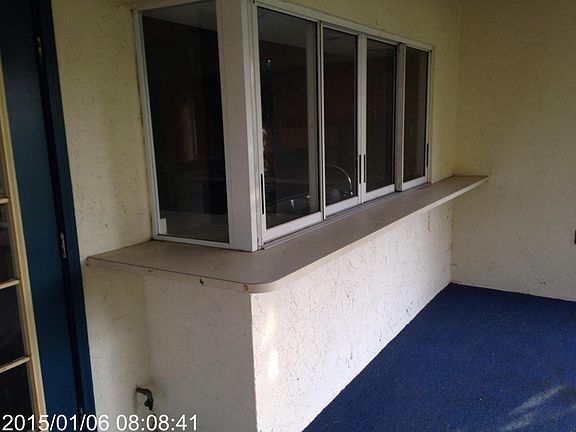 5th image of 306 NE Gladiola Ave