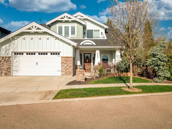 2699 S Creek Pointe Ln, Eagle, ID 83616