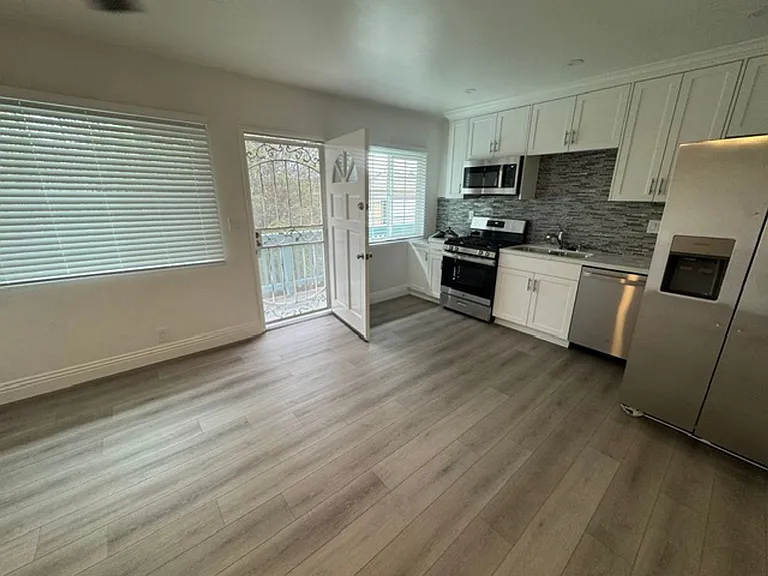 3526 Park — Photo 7