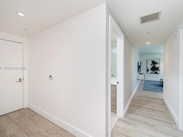 121 NE 34th St #1408 — Photo 9
