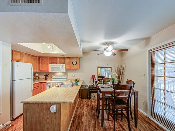 5th image of 18811 N 19TH Avenue #2006
