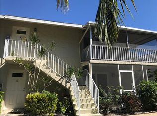 208 Palm Dr APT 6, Naples, FL 34112