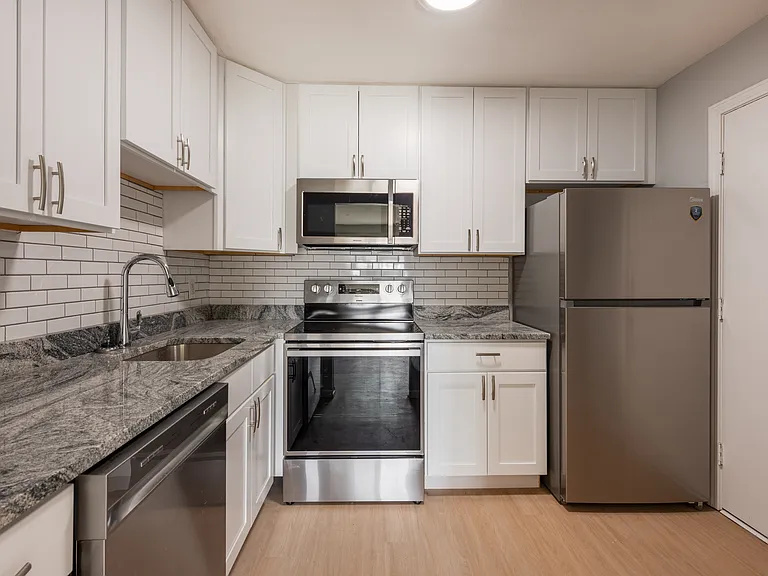 1330 Ocean St. — Photo 12