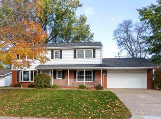 2009 34th St, Rock Island, IL 61201