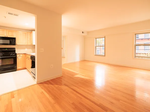 39 Greene Street image 3 of 15