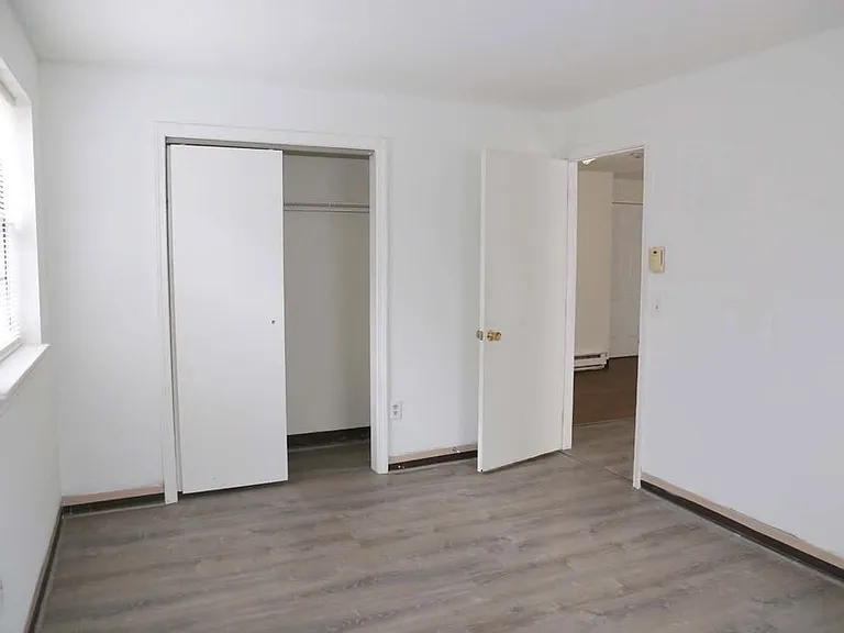Timber Lake Apartments — Photo 30