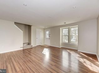 7464 Wounded Knee Rd, Lorton, VA 22079