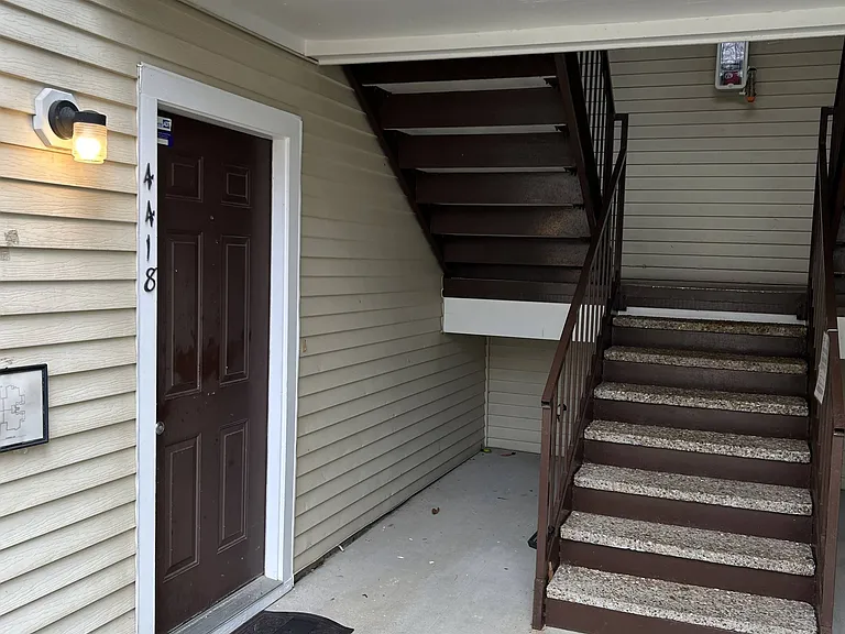 4418 Lord Loudoun Ct #132 — Photo 33
