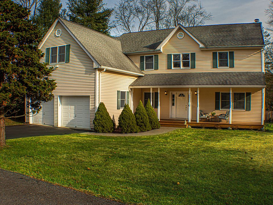 31 Brook Lane- front 1.jpg