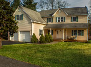 31 Brook Ln, Chappaqua, NY 10514