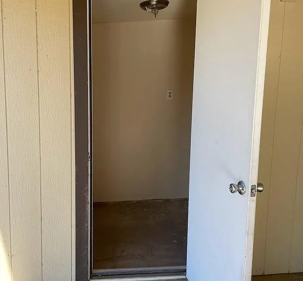 3631 E Captain Dreyfus Ave — Photo 12