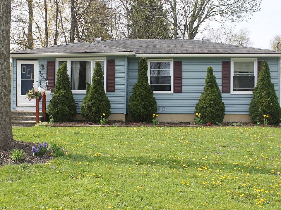 1st image of 3879 Harvard St
