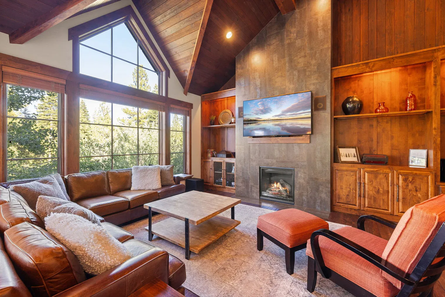 4 bed, 4.0 bath, $15,573 — Photo 1