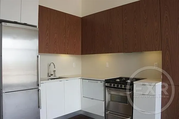 Rented by EXR | media 5