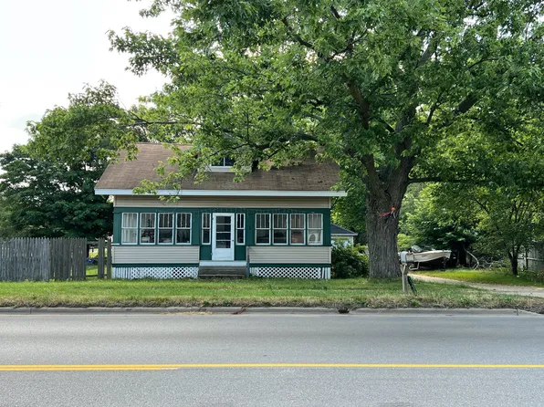 11308 68th Ave, Allendale, MI 49401