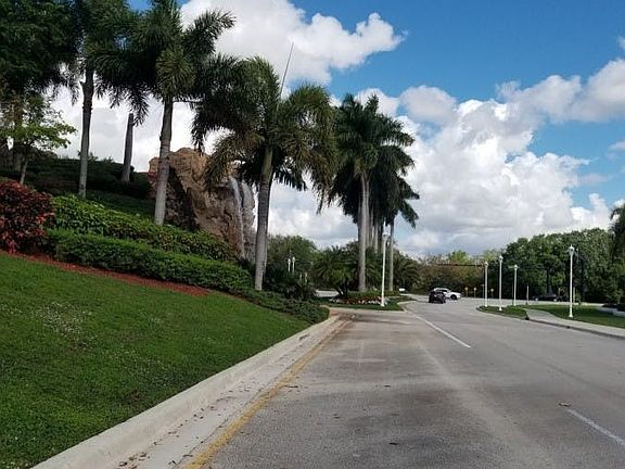 2nd image of 1820 NW 140th Ter
