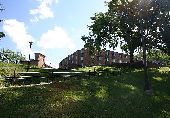 3rd image of 101 Glenwood Ave #11220036
