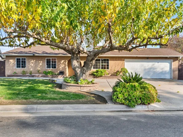 1013 Joy St, Madera, CA 93637