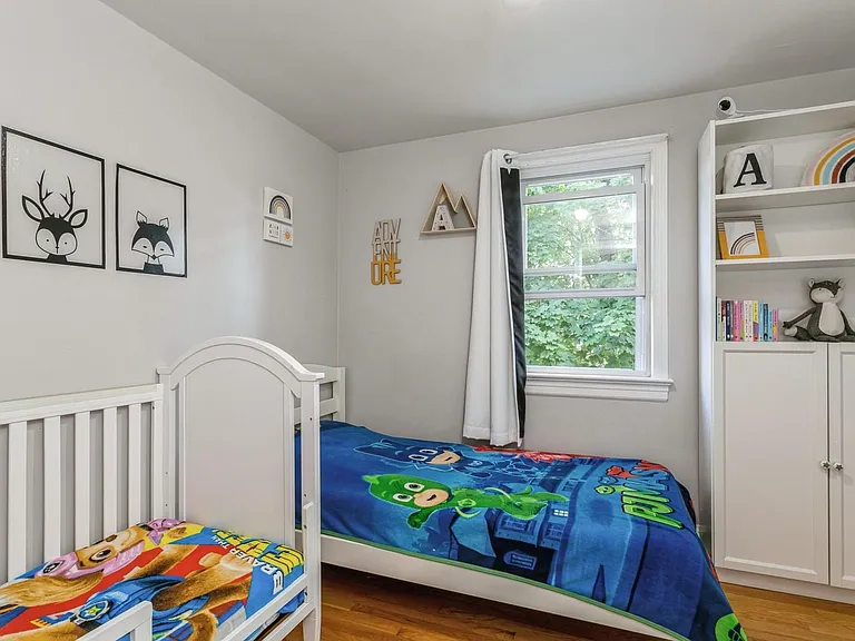 26 Pleasant Ave — Photo 10