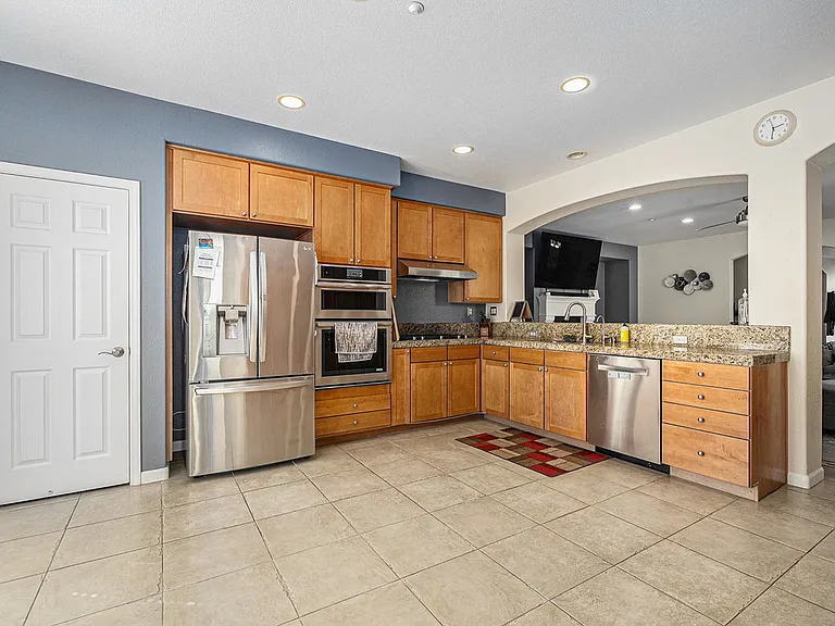355 Pebble Beach Dr — Photo 8