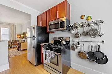 2101 Kirkwood Ave