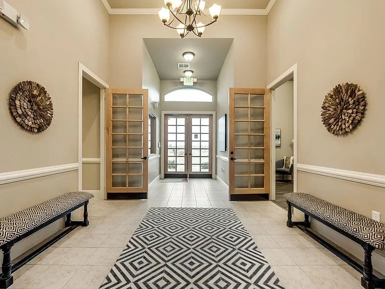 Majors Place — Photo 36
