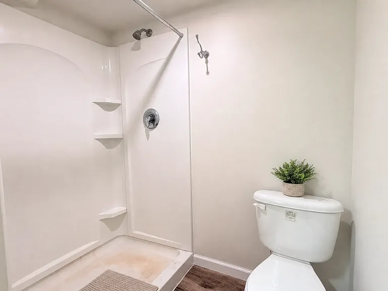 17370 Bedford Dr — Photo 23