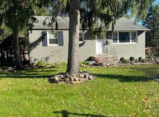 2045 Hillside Ave, Feasterville, PA 19053