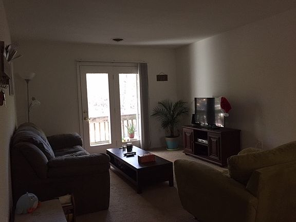 5th image of 2327 Quarterdeck Ct