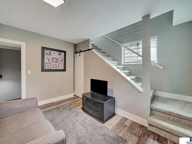 1836 H St #2 — Photo 18